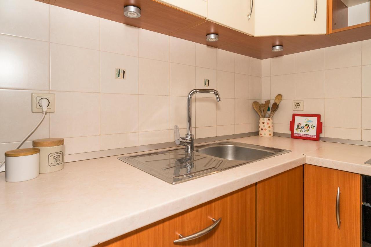 Luxury 1 Bedroom App Center&Balcony Free Parking Split Bagian luar foto